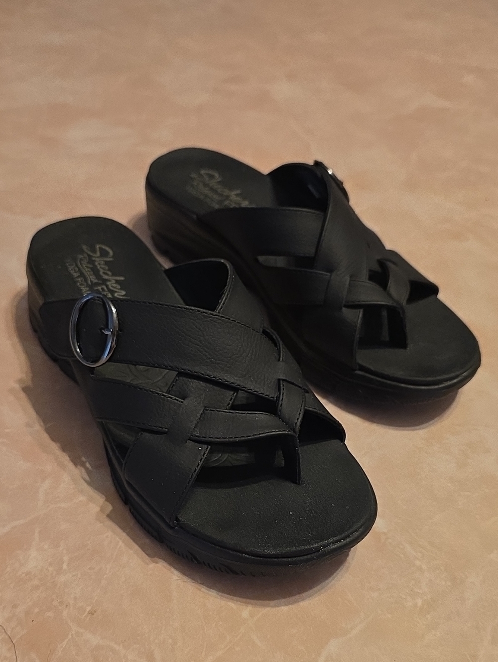 Skechers Black Relaxed Fit Yoga Foam Thong Sandals